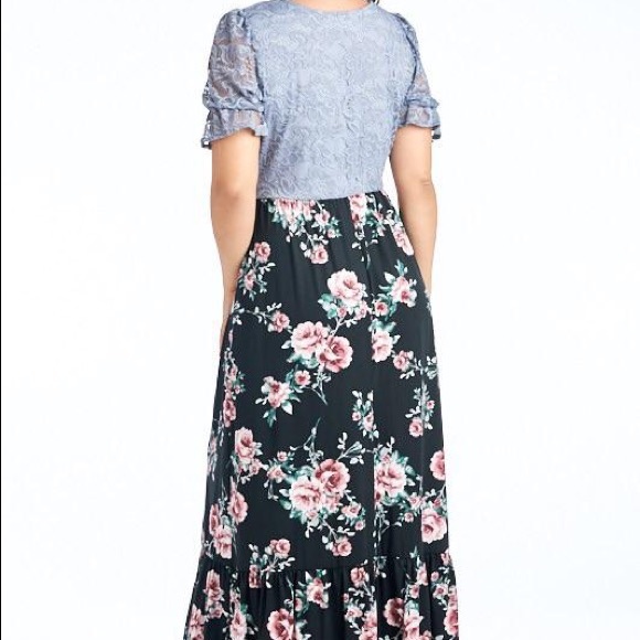 Blue Lace And Floral Print Maxi Plus Dress With Pockets - Picture 3 of 3